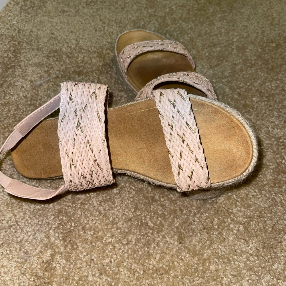 Me too Ricky sandal size 8m women